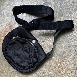 KIPLING x HELLO KITTY RYANNE Black Crossbody Bag